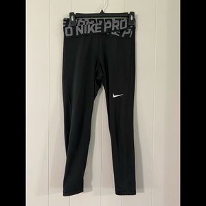 Nike Pro Women’s Leggings